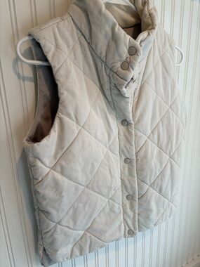 Columbia Light Cream Quilted Corduroy Vest- Reversible